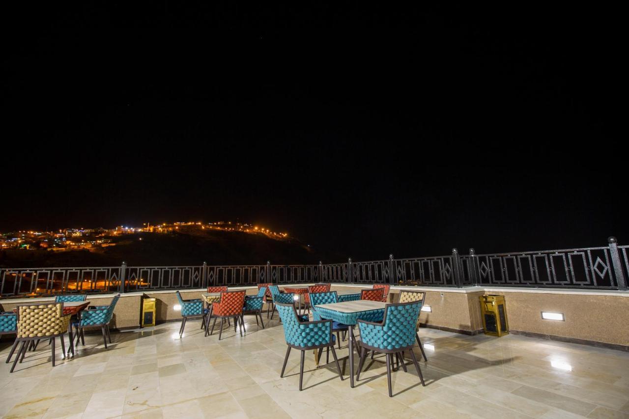 Petra Moon Luxury Hotel Vádi Músza Kültér fotó